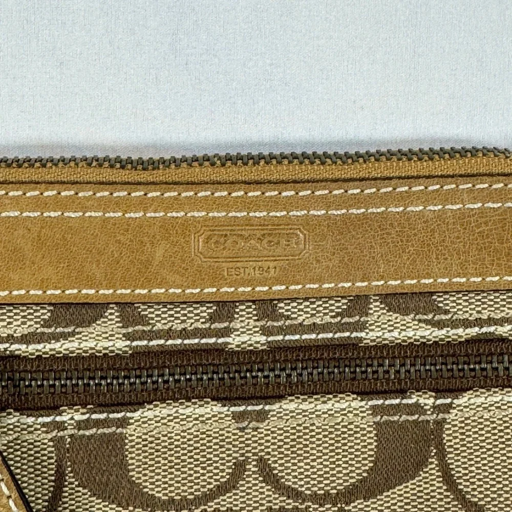 Vintage Coach Signature C Jacquard Wristlet Khaki Brown Canvas Leather Trim